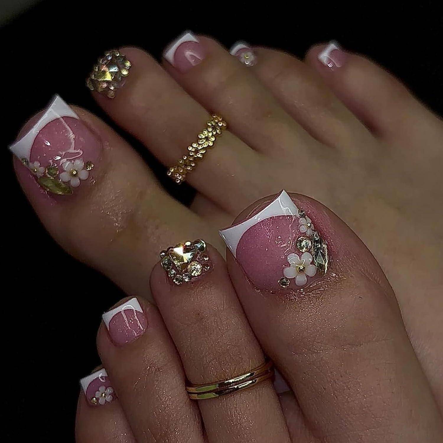 Zehennägel Acryl Fullcover Quadratisch Kurz 24er 12 Blumen & Strass