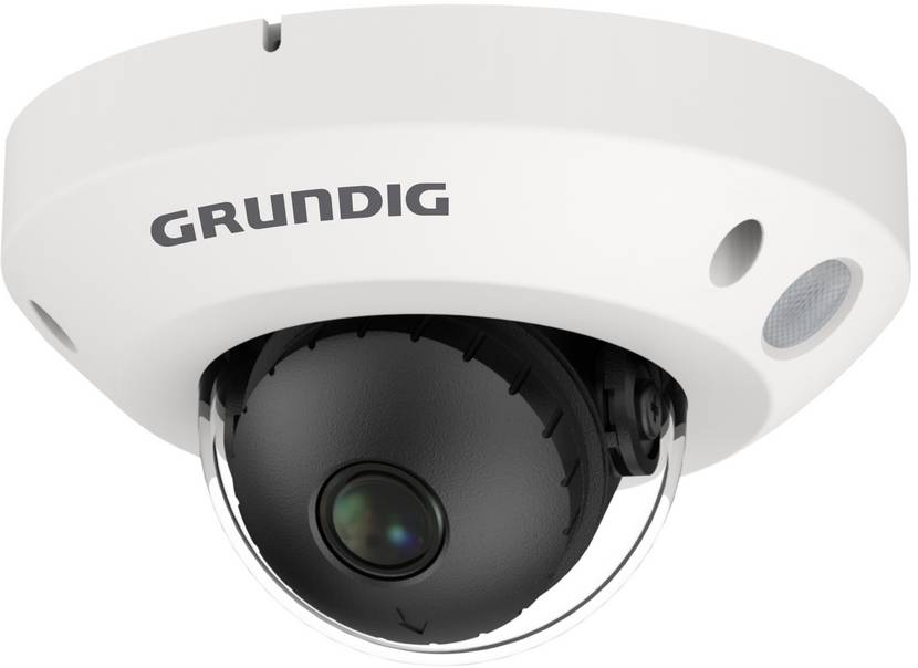 Weiße Grundig-Domesicherheitskamera mit sichtbarem Objektiv und seitlichem Sensor, vor einem einfachen Hintergrund gezeigt.