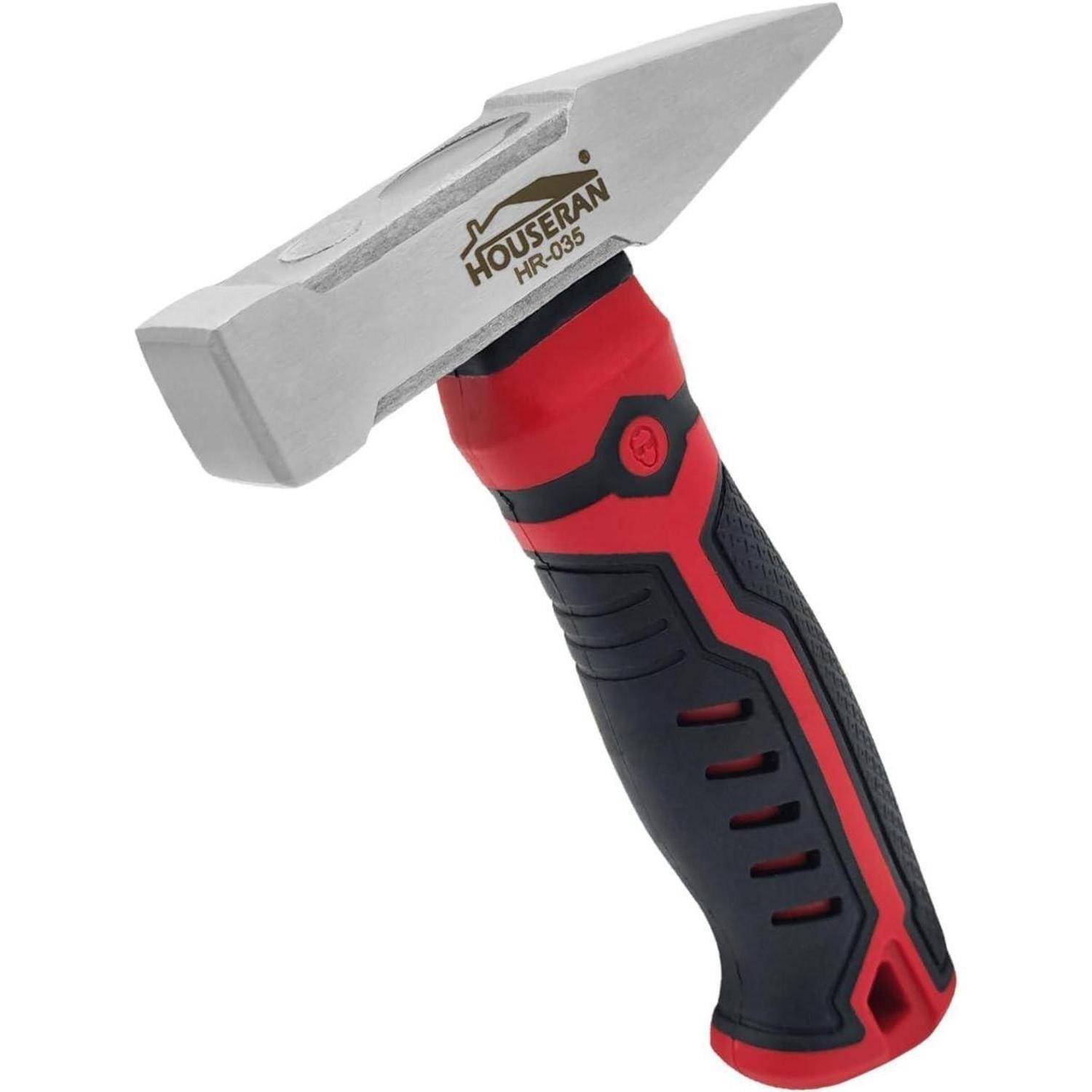 Ein Handhammer mit einem schwarzen und roten ergonomischen Griff und einem silbernen Kopf, auf dem das Logo 