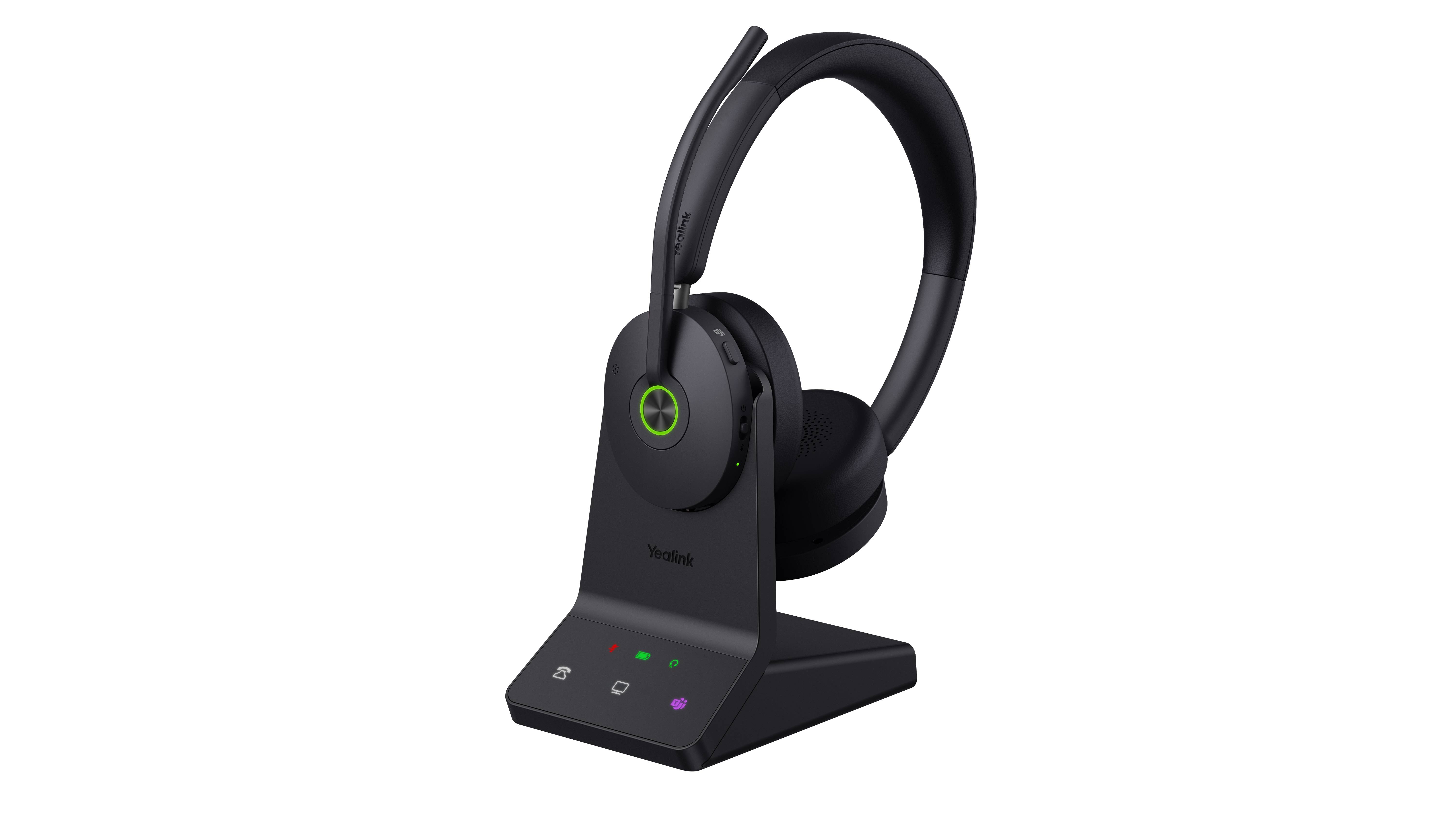 Schwarze Over-Ear-Kopfhörer auf einer Ladestationen, mit kleinen leuchtenden Statussymbolen auf der Basis.