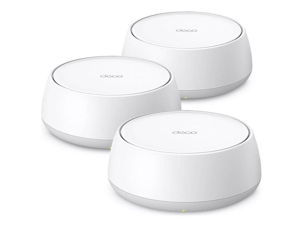 Drei weiße Deco Mesh Wi‑Fi Router-Geräte, die in einer Gruppe auf einem einfachen Hintergrund angeordnet sind.