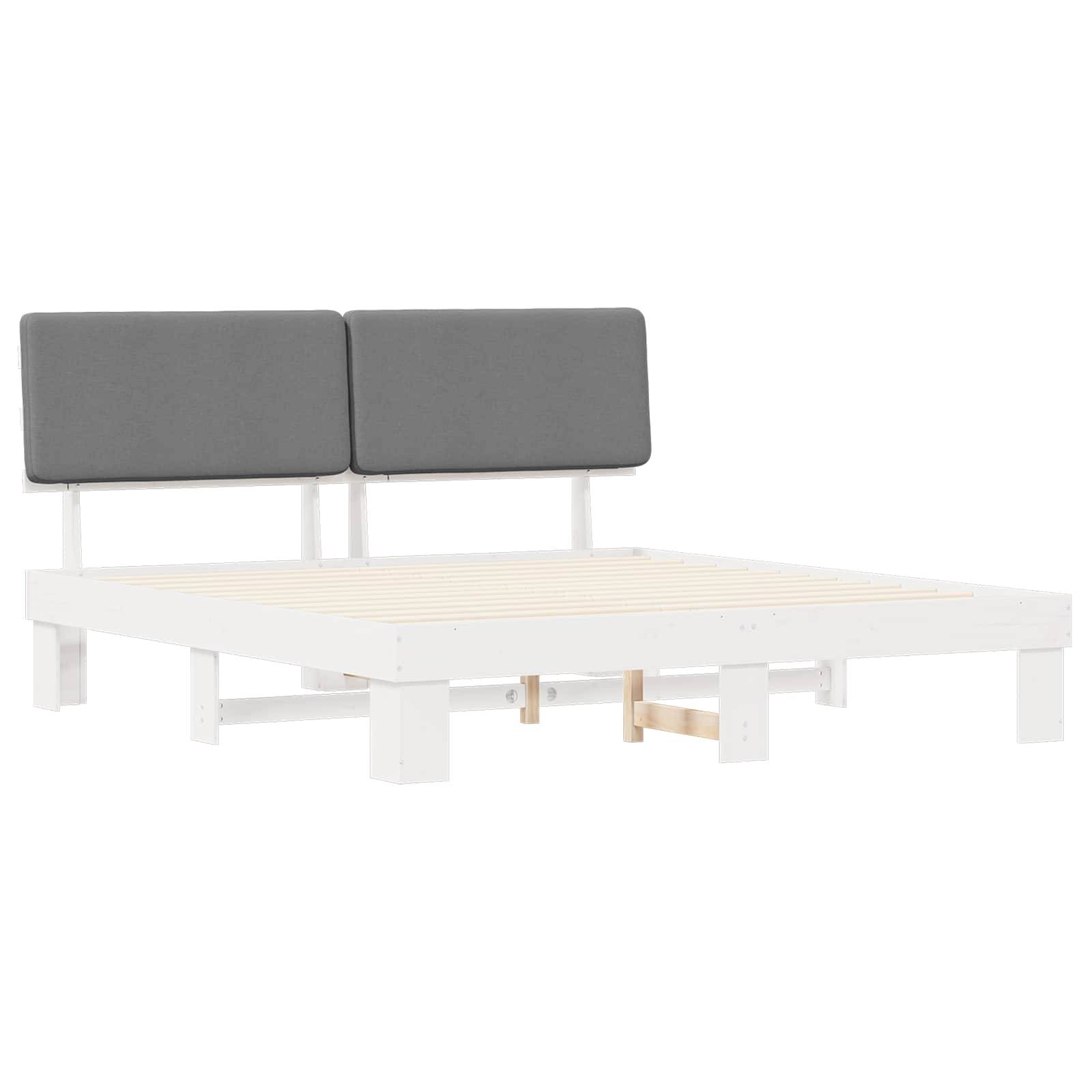 Ein weißer Holzbettrahmen mit grauen Stoffkopfteilen, gestaltet für einen minimalistischen Look. Der Rahmen verfügt über eine Lattenrost-Basis.