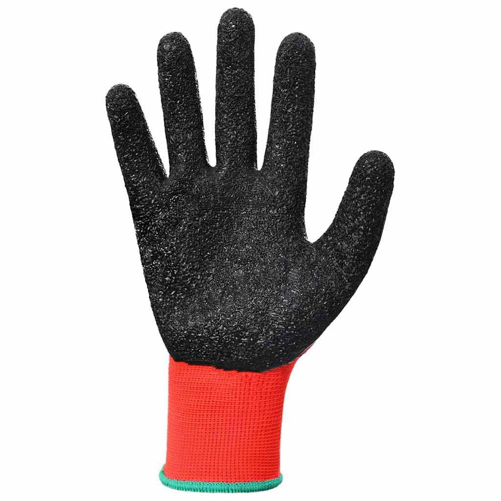Ein einzelner schwarzer Gummihandschuh mit strukturierter Oberfläche und rotem Bündchen, dessen Handfläche nach vorne gerichtet vor einem weißen Hintergrund gezeigt wird.