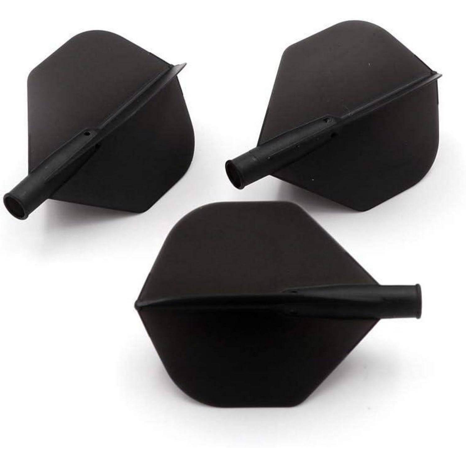 Drei schwarze Plastik-Raketenhüllen sind auf einer weißen Oberfläche angeordnet. Jede hat eine spitze Spitze und breite dreieckige Flossen.