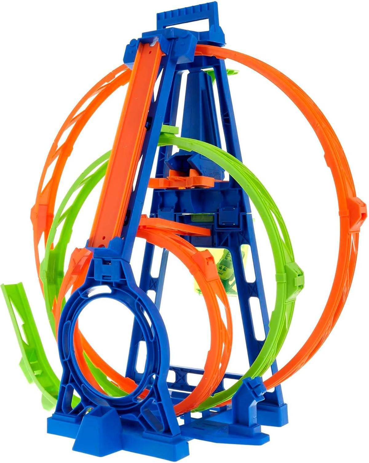 Eine farbenfrohe Spielzeugbahn mit ineinandergreifenden orangefarbenen und grünen Schleifen, montiert auf einem blauen Gestell, konzipiert für Spielzeugautos.