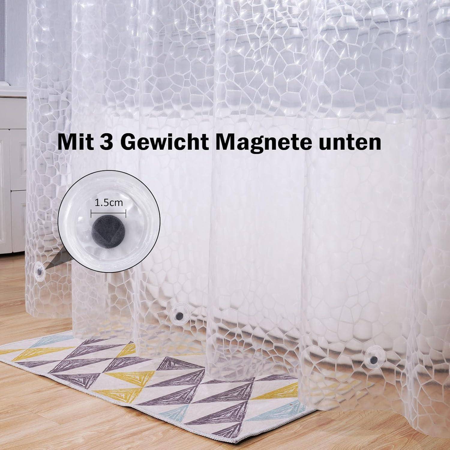 Ein durchsichtiger Duschvorhang mit einem Steinmuster hängt in einem Badezimmer. Der Text besagt „Mit 3 Gewicht Magneten unten