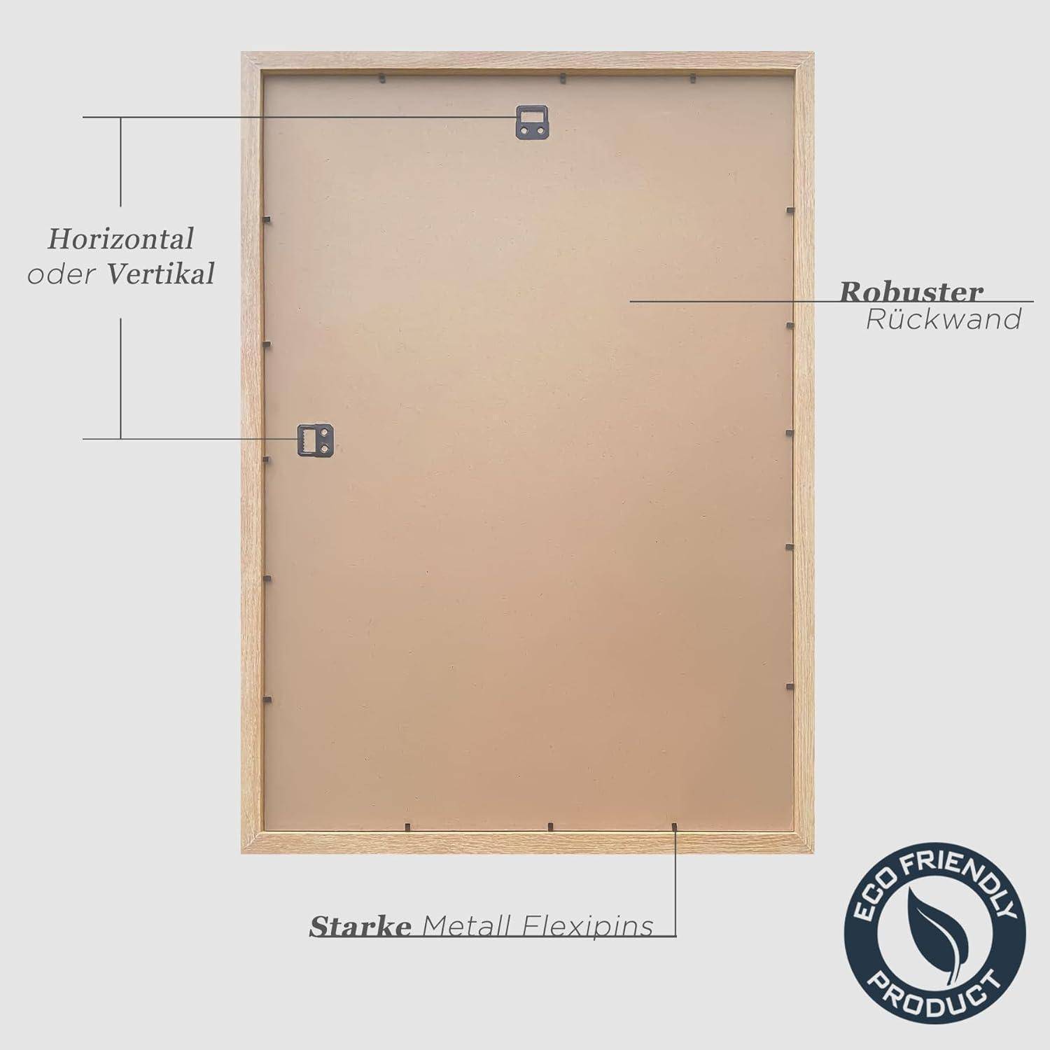 Rückseite eines Holzrahmens mit hervorgehobenen Merkmalen: 'Horizontal oder Vertikal' (horizontal or vertical), 'Robuster Rückwand' (sturdy back), 'Starke Metall Flexipins' (strong metal pins). Öko-freundliche Produktauszeichnung.