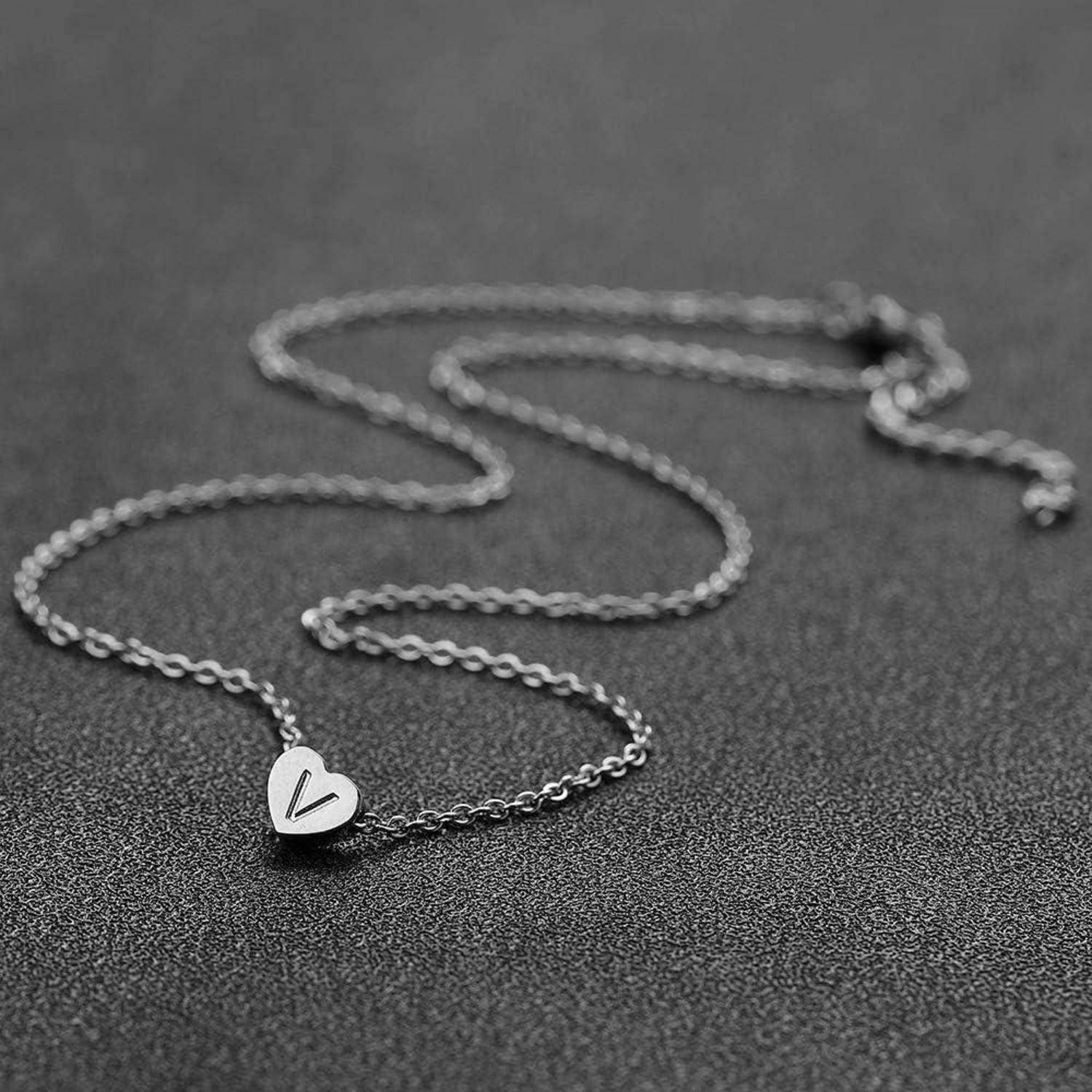 Silber Damen Halskette mit Buchstabenherz Anhänger Initialschmuck für