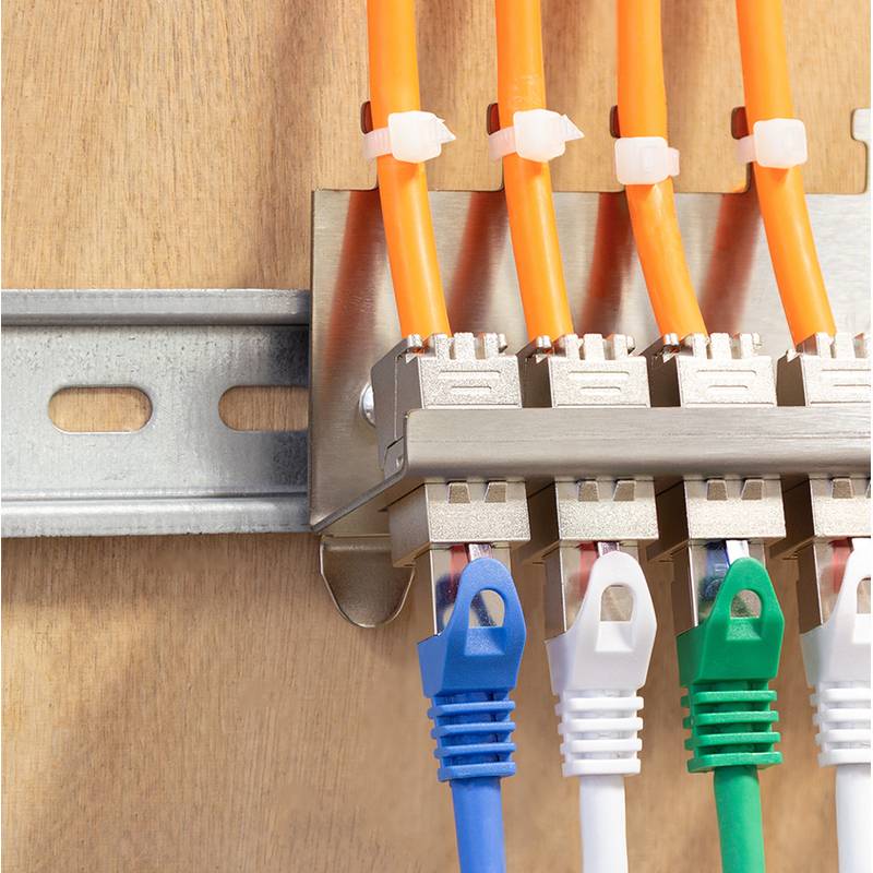 LogiLink Hutschienenhalter für 4 Keystone Module, Edelstahl