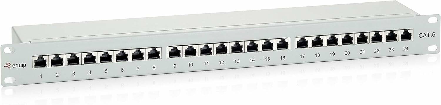 Ein Netzwerk-Switch mit acht Ethernet-Ports, nummeriert von 9 bis 16, verwendet zum Verbinden mehrerer Geräte in einem lokalen Netzwerk (LAN).