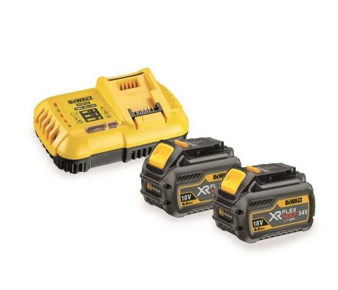 Ein gelbes Ladegerät und zwei schwarze Batterien mit der Aufschrift '18V XR FLEXVOLT 6.0Ah' sind zu sehen, was Zubehör für Elektrowerkzeuge symbolisiert.