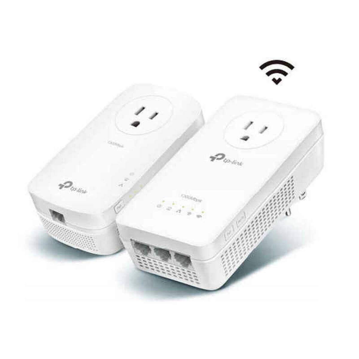 TP-Link Powerline-Adapter, die zwei Adapter mit Ethernet- und Stromsteckdosen zeigen, was eine Erweiterung der Netzwerkverbindung über die elektrische Verkabelung darstellt.