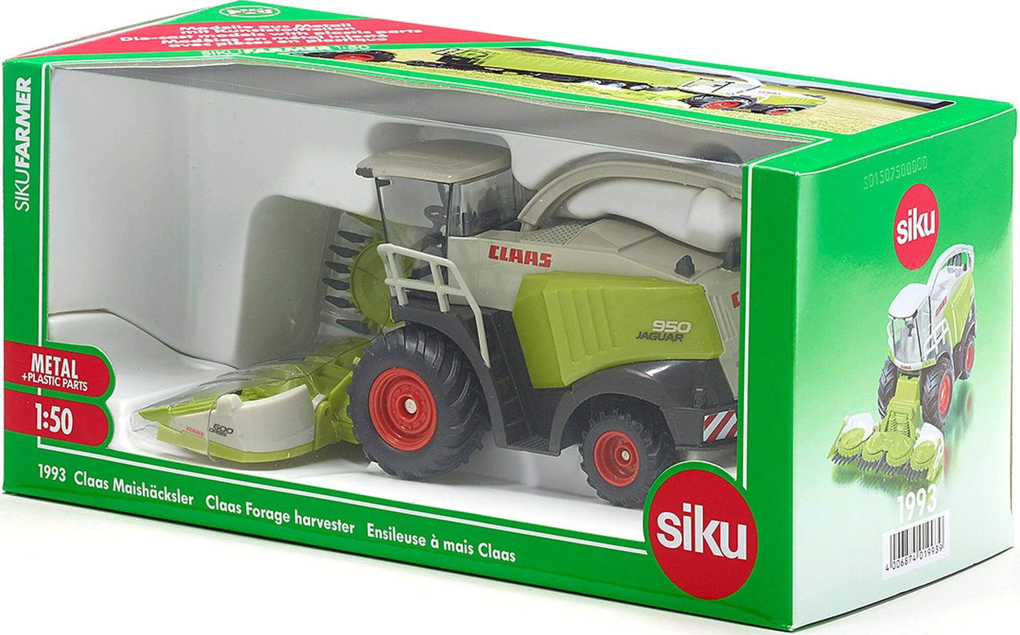 Ein Spielzeugmodell eines Claas Jaguar 950 Feldhäckslers in einer grünen und durchsichtigen Kunststoff-Vitrine, Teil der Siku-Produktlinie.
