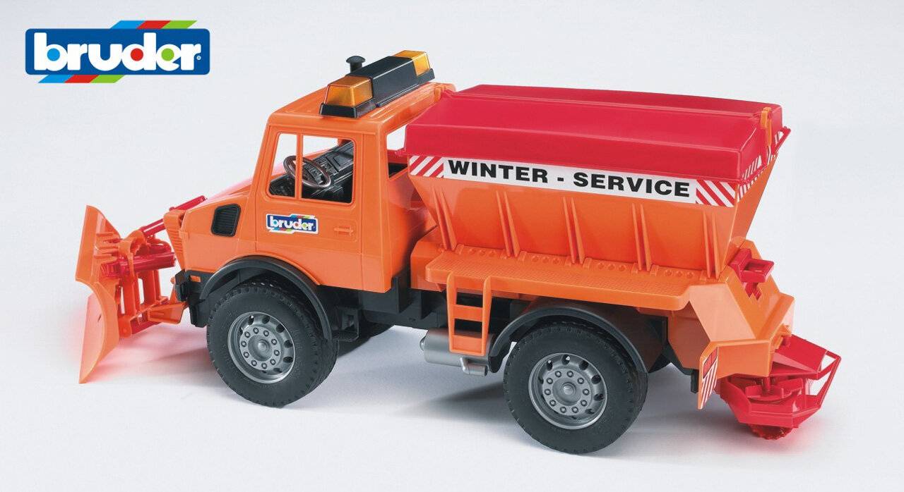 bruder MB-Unimog Winterdienst mit RÃ ¤ umschild, Modellfahrzeug