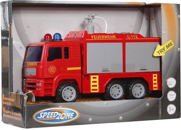 Ein roter Spielzeug-Feuerwehrwagen mit der Aufschrift ‚FEUERWEHR' an der Seite, ausgestattet mit drei Achsen, einem Schlauch auf dem Dach und blauen und roten Blaulichtern.