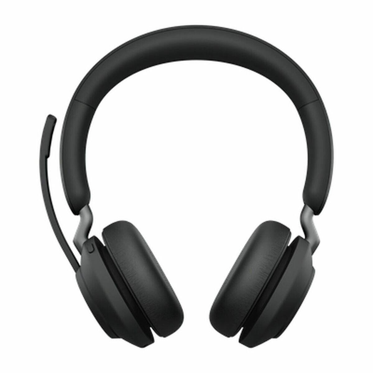 Schwarze Over-Ear-Kopfhörer mit angebrachtem Mikrofon, aufrecht gegen einen weißen Hintergrund positioniert.