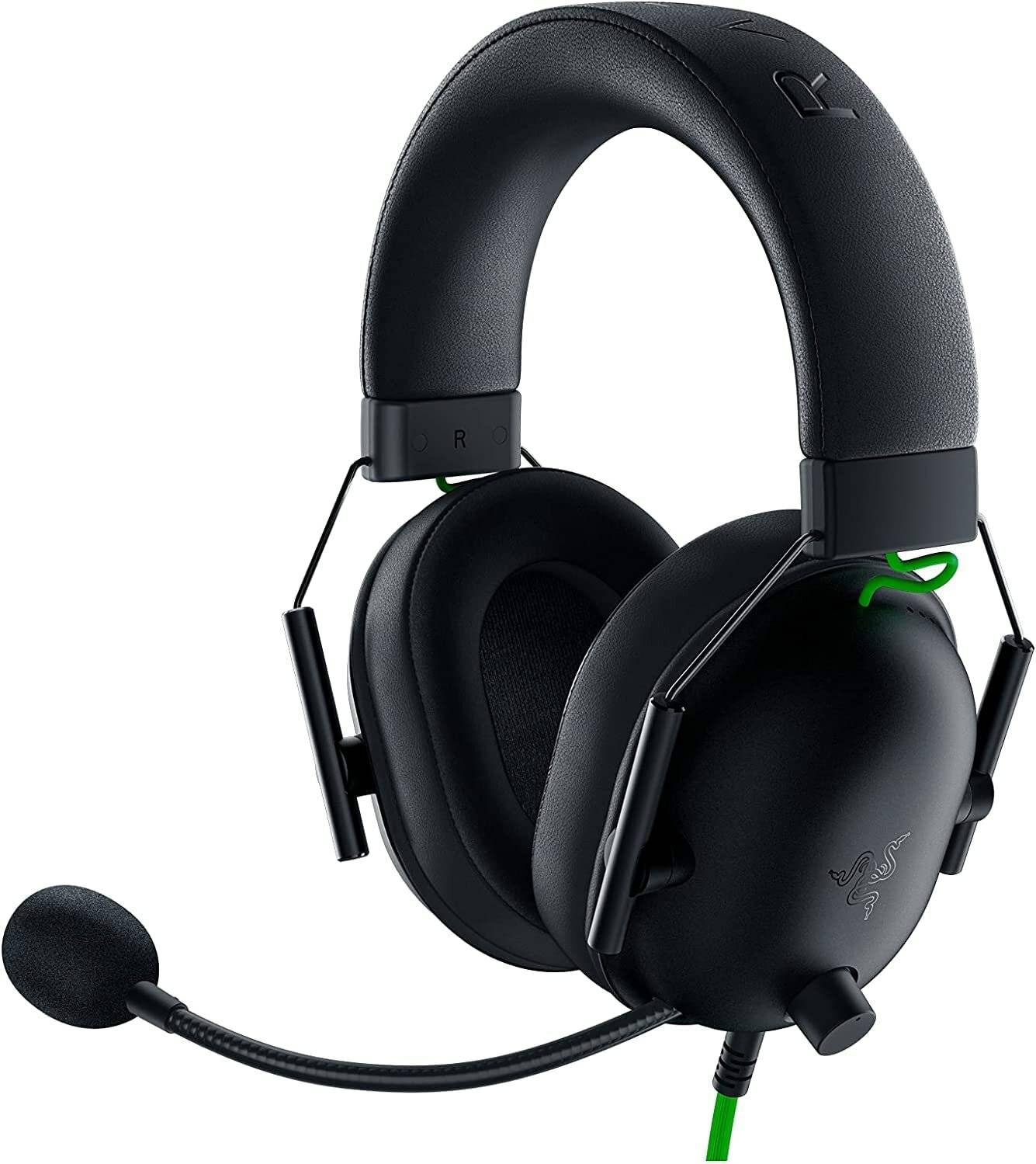 Ein schwarzes Gaming-Headset mit Mikrofon. Das Headset trägt das Razer-Logo und verfügt über verstellbare Ohrmuscheln, entwickelt für immersives Audio.