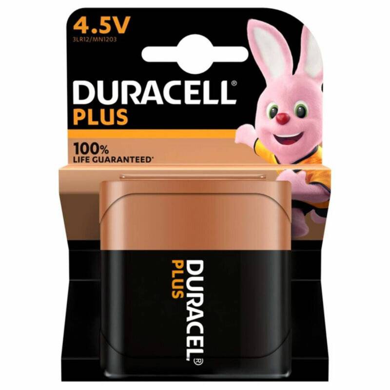 Duracell Plus 4,5V Batterie-Packung mit einem rosa Hasen als Maskottchen, mit der Aufschrift „100% Lebensdauer garantiert