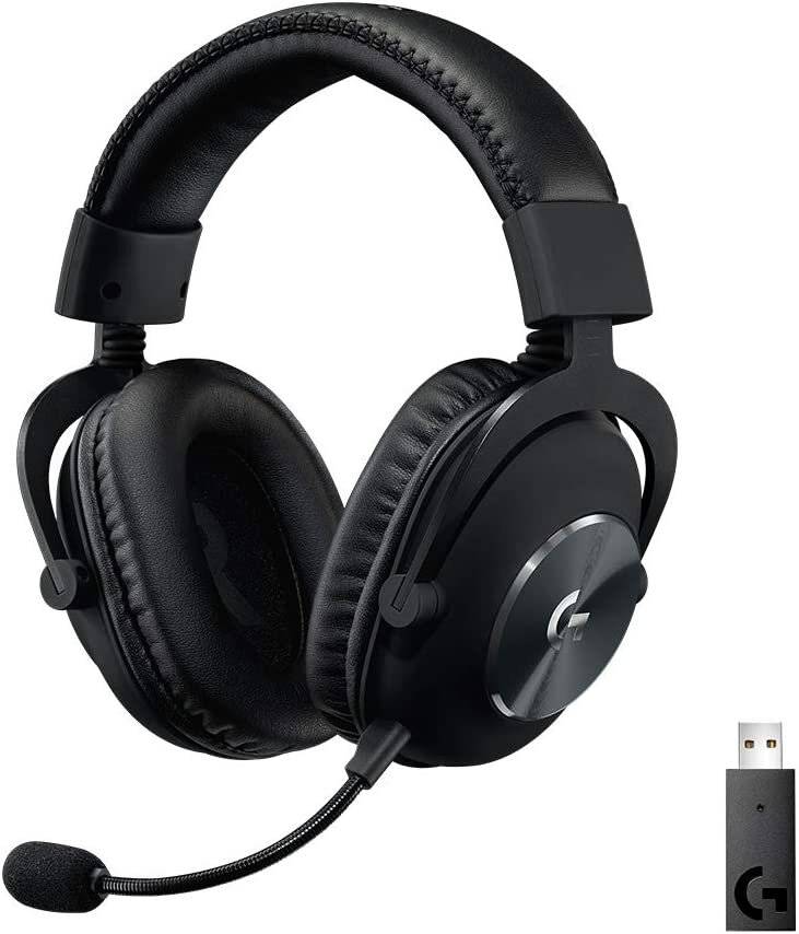 Schwarze Over-Ear-Kopfhörer mit USB-Anschluss, entwickelt für Gaming oder Audionutzung, ausgestattet mit gepolsterten Ohrmuscheln und verstellbarem Kopfbügel.