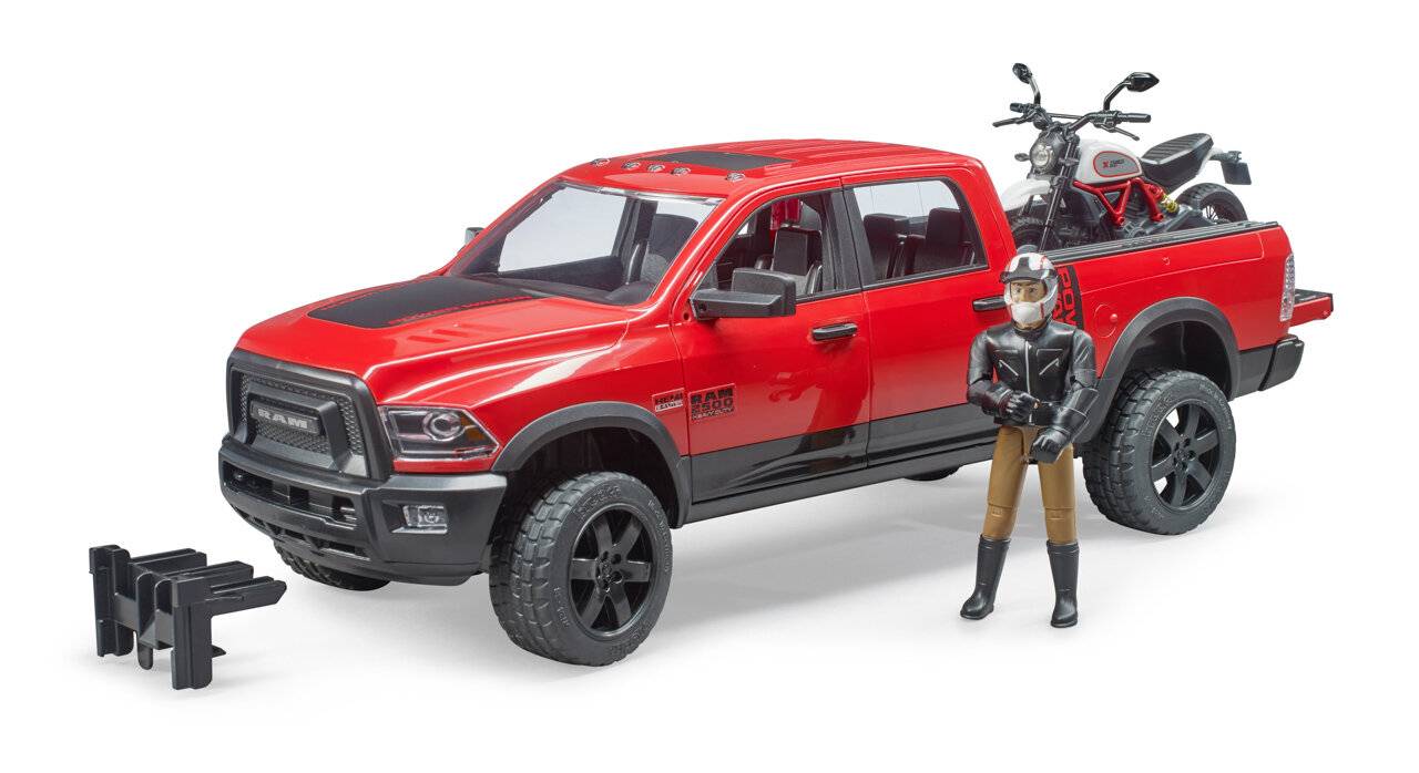 bruder RAM 2500 Power Wagon mit Ducati Desert Sled und Fahrer