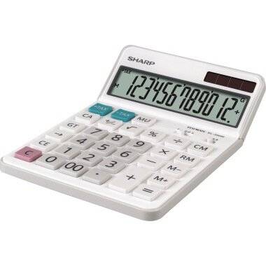 Ein weißer Taschenrechner mit einer Anzeige von '1234567890,12' auf dem Bildschirm, ausgestattet mit einer numerischen Tastatur mit Standardfunktionen und Speichertasten.