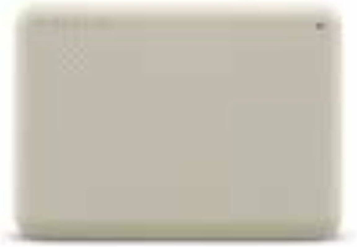 Ein Rechteck in einer gleichmäßigen hellbraunen Farbe, das einer schlichten, ungefüllten Oberfläche ähnelt.