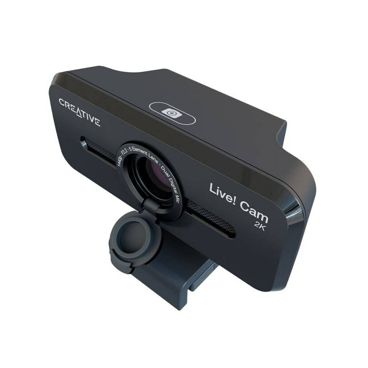 Eine schwarze Creative Live! Cam 2K Webcam mit eingebauter Linse, auf einem Halterung platziert, die eine einfache Befestigung an einem Monitor oder Laptop ermöglicht.