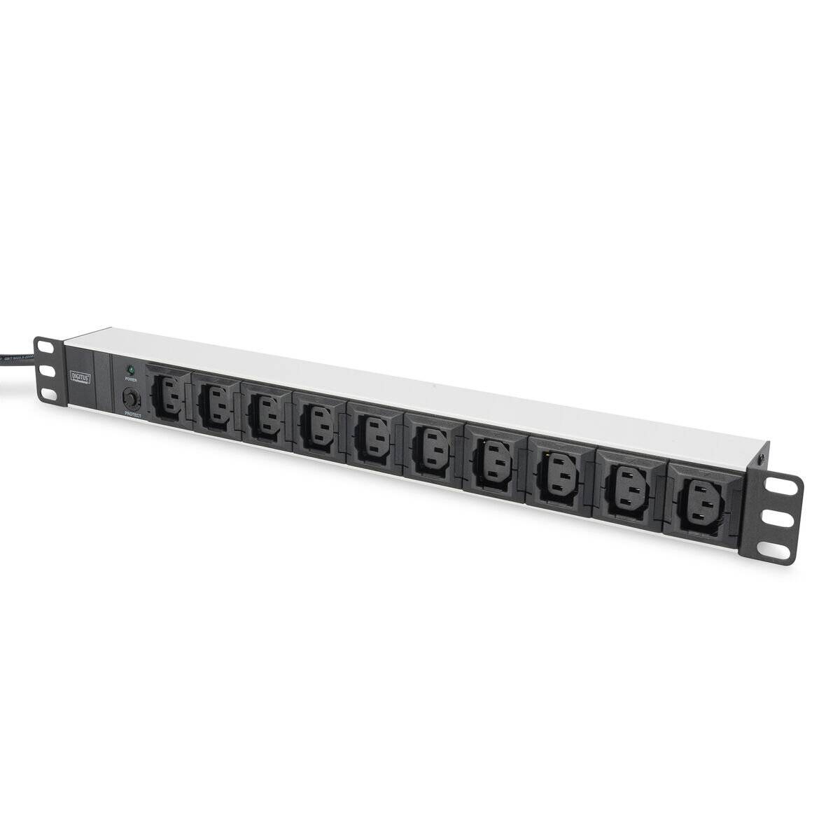 Ein Rack-montiertes Stromverteilungsgerät (PDU) mit mehreren C13-Ausgängen, entwickelt für effizientes Strommanagement in Rechenzentren oder Serverräumen.