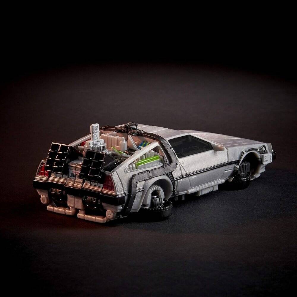 Transformers Zurü ck in die Zukunft, Delorean Gigawatt-Figur, 14 cm