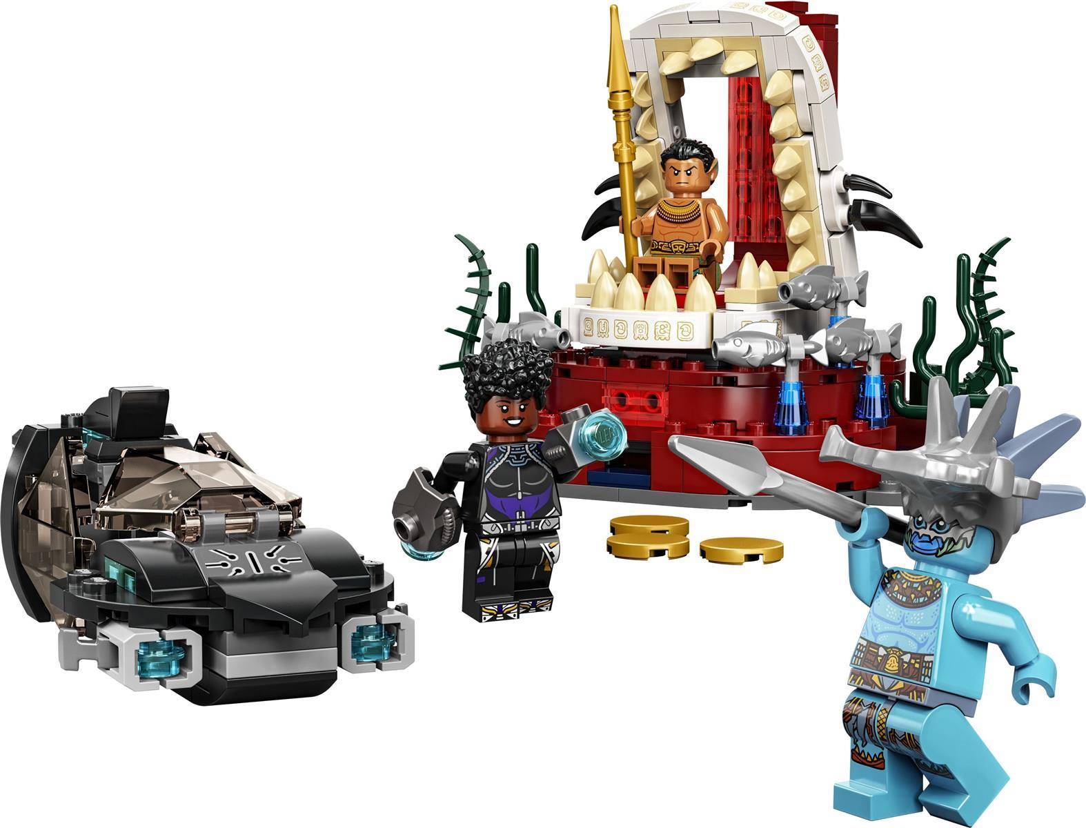 LEGO Marvel Set mit Black Panther in einem Thronsaal, einem schwarzen Fahrzeug und zwei Minifiguren, einschließlich einer blau gepanzerten Figur mit einem Flugzeug.