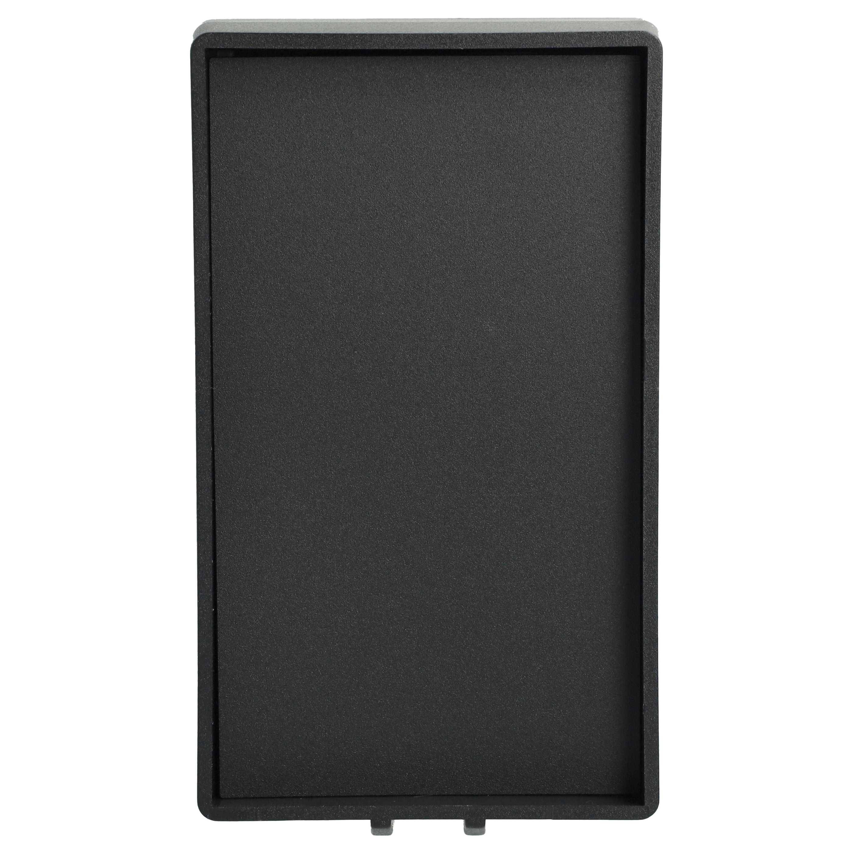 Ein schwarzes rechteckiges, leeres Schild oder eine Tafel mit einem einfachen Rahmen, senkrecht montiert.