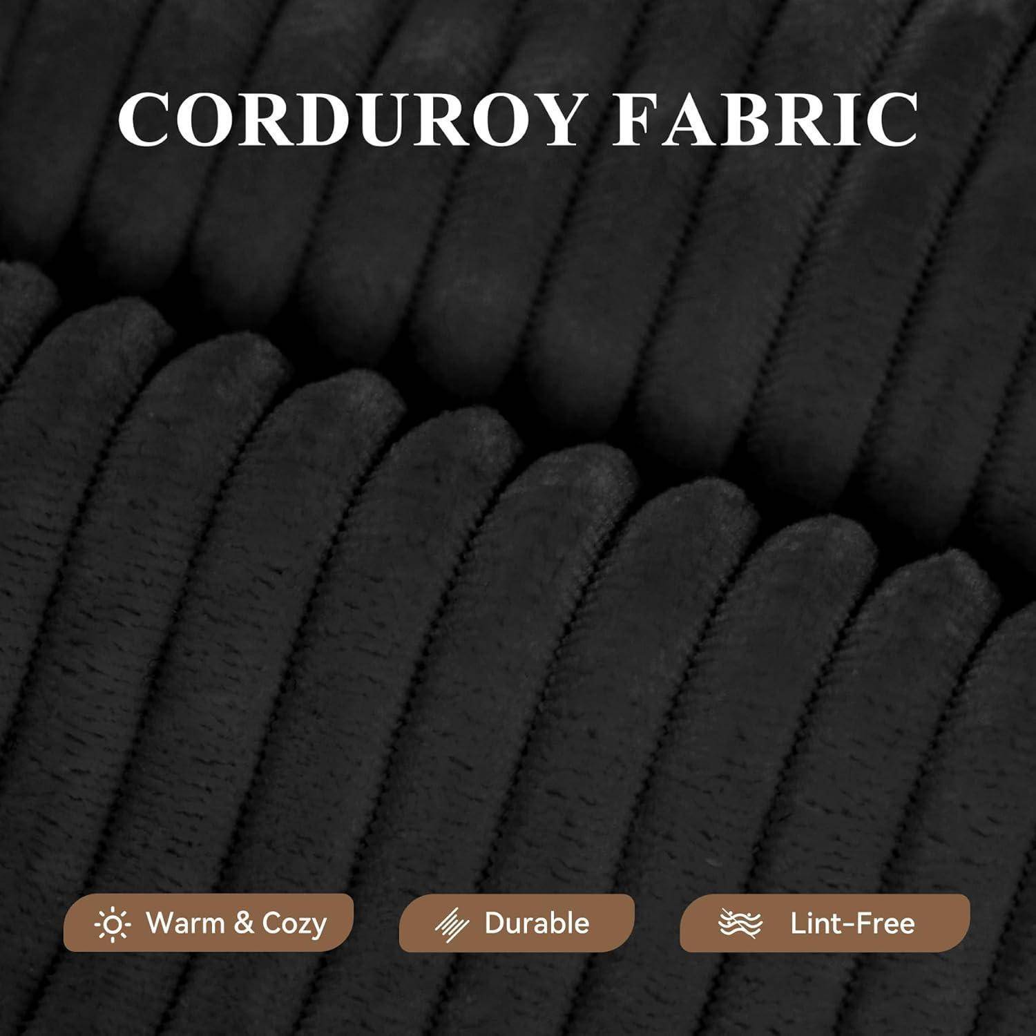 Schwarzer Cordstoff-Nahaufnahme mit Text 'CORDSTOFF'. Icons darunter zeigen: 'Warm & Kuschelig', 'Strapazierfähig' und 'Fusselarm'.