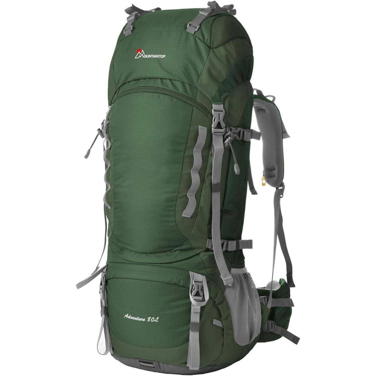 Ein großer, grüner Wanderrucksack mit grauen Trägern und mehreren Fächern, der für den Outdooreinsatz konzipiert ist.