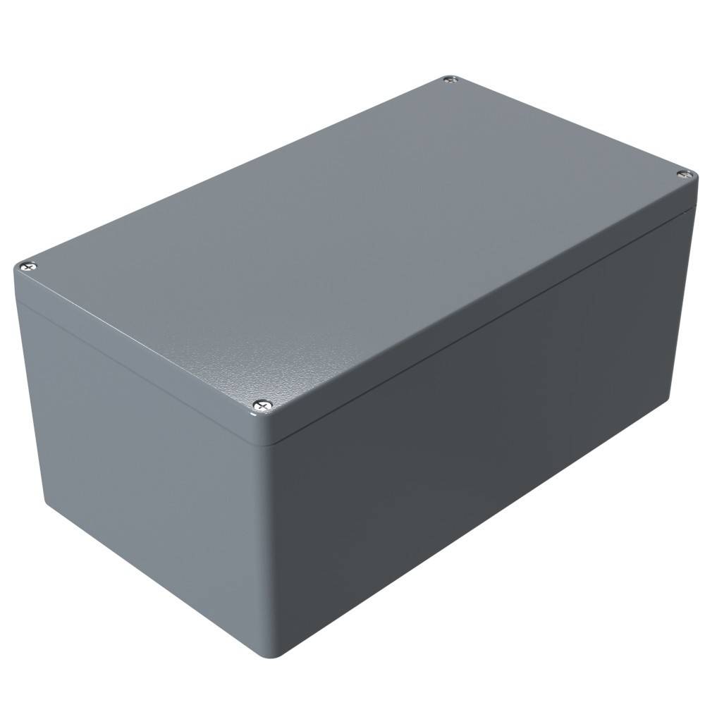 Eine graue rechteckige Metallutilitätsbox mit glatter Oberfläche und abgerundeten Ecken, die durch Schrauben an jeder Ecke befestigt ist.