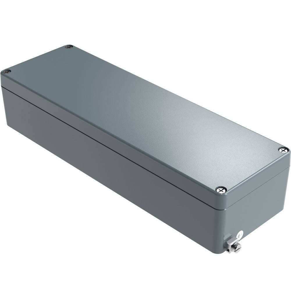 Ein grauer, rechteckiger Metallkasten mit schraubenbefestigten Ecken, geeignet zur Aufnahme von elektrischen Komponenten.