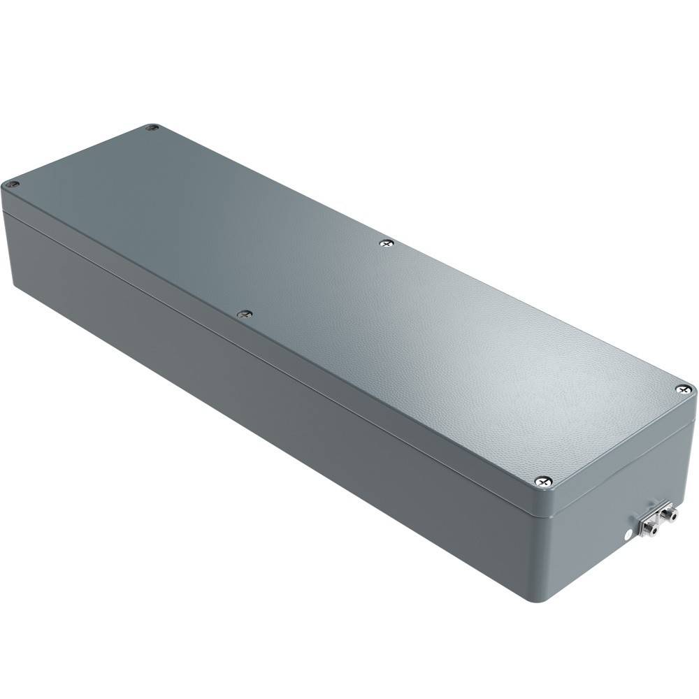 Ein langer, rechteckiger grauer Metallgehäuse mit glatter Oberfläche und abgerundeten Kanten, wahrscheinlich zur Schutz von elektronischen Komponenten oder Schaltkreisen verwendet.