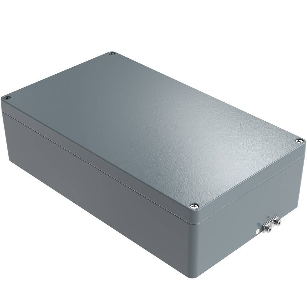 Ein grauer rechteckiger Metallgehäuse mit einer verschraubten Abdeckung und einem kleinen Anschluss an einer Seite, verwendet zum Schutz von elektronischen Komponenten.