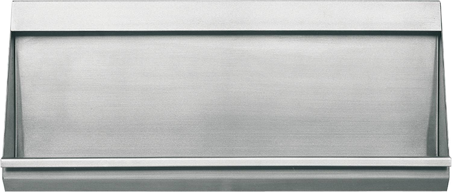Eine strukturierte Metalloberfläche mit horizontalen Rillen.