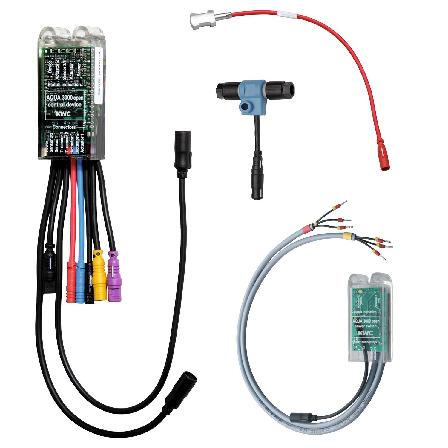 Eine Reihe von Hardwarekomponenten, darunter Kabel, Anschlüsse und ein KWC-Gerät mit sichtbarer Schaltkreisstruktur und Beschriftungen für technische Zwecke.