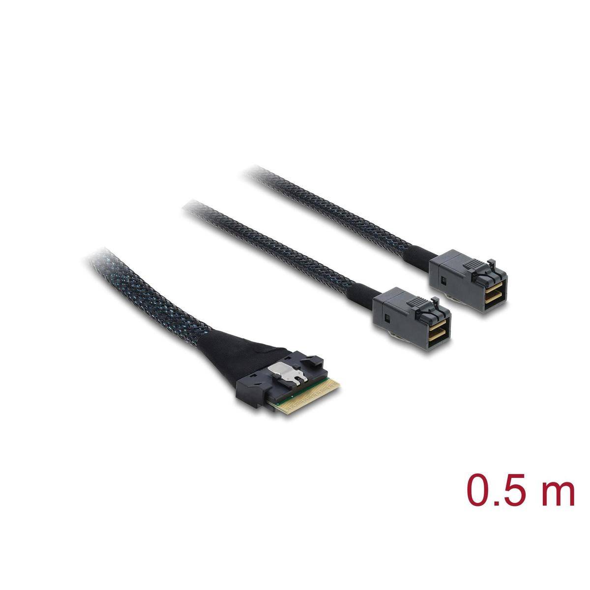 Ein schwarzes 0,5-Meter-Datenkabel mit drei Anschlüssen an jedem Ende, entwickelt für effiziente Datenübertragung, auf weißem Hintergrund.