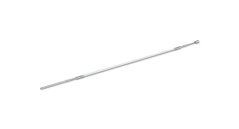 Eine lange teleskopische Metallstange auf weißem Hintergrund, vollständig ausgefahren mit einem leicht verjüngten Ende.