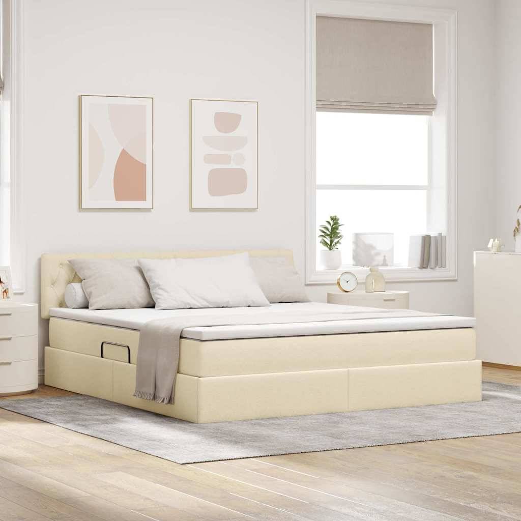 Ein minimalistisches Schlafzimmer mit einem cremefarbenen gepolsterten Bett, neutraler Bettwäsche, abstrakter Wandkunst und natürlichem Licht von zwei Fenstern mit Jalousien.