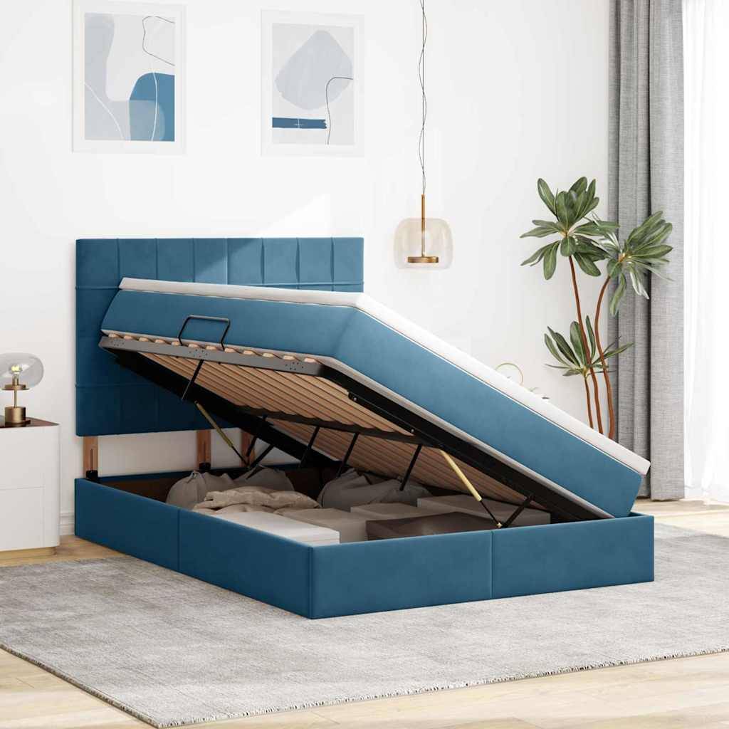 Ein blau gepolstertes Stauraumbett mit einer offenen hydraulischen Hubvorrichtung enthüllt einen organisierten Stauraum darunter, platziert in einem modernen Schlafzimmer.