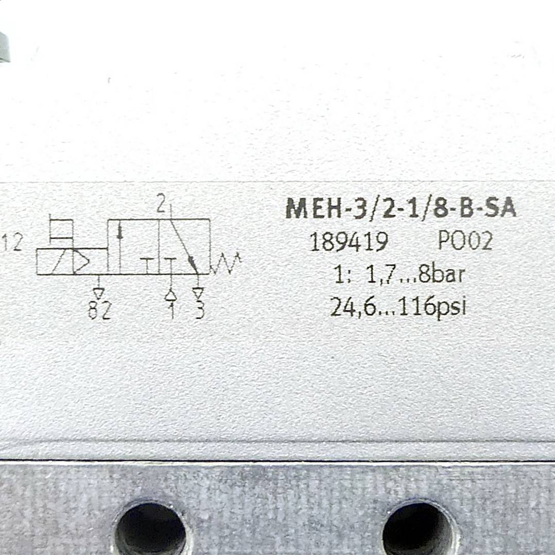 Eine technische Zeichnung einer pneumatischen Komponente mit der Bezeichnung 