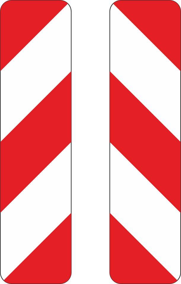 Warnschild mit 'Chevron-Straßenmarkierung' mit roten und weißen Diagonalstreifen, das eine scharfe Kurve oder potenzielle Gefahrenstelle voraus anzeigt.