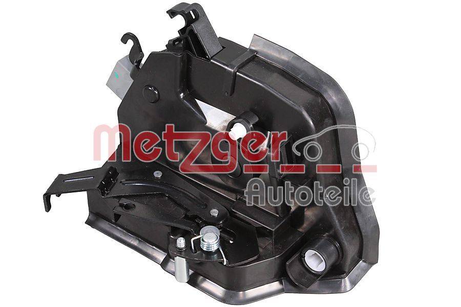 Schwarze Autotür-Verriegelungsmechanik mit Hebeln, Federn und dem roten 'Metzger Autoteile'-Logo, das über dem Bild überlagert ist.