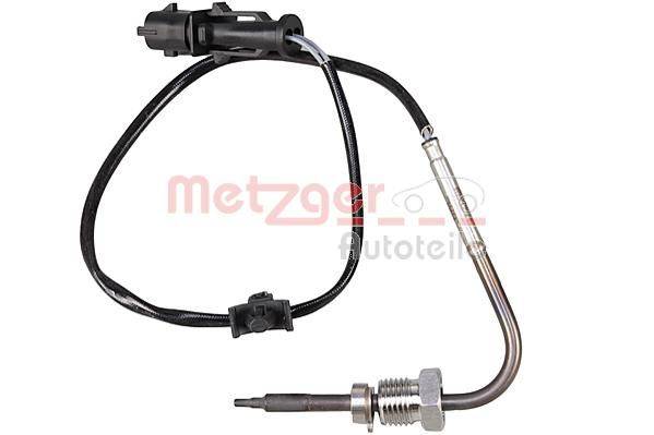 Ein Metall- und Kunststoffsensor für Kraftfahrzeuge mit Kabel und Anschluss, der zur Messung von Temperatur oder Druck in automobilen Anwendungen verwendet wird.