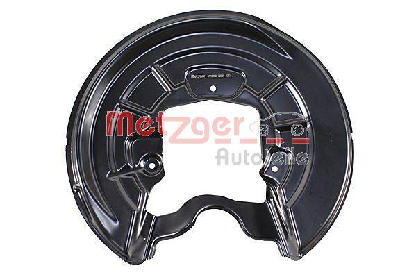 Metzger Autoteile' Bremsscheibenschild, kreisförmig mit mehreren Aussparungen zur Fahrzeuginstallation. Schwarzes Metall mit glänzender Oberfläche.