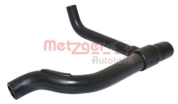 Kühlerschlauch mit leichter Krümmung, schwarze Gummioberfläche mit Struktur, Logo 'metzger Autoteile' im Hintergrund.