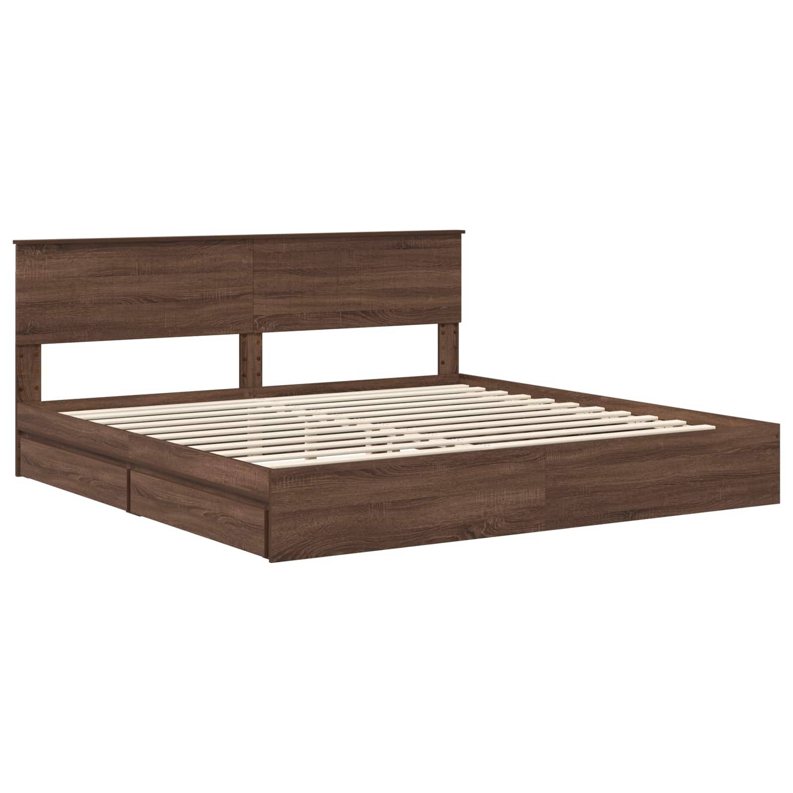 Ein Bettgestell aus Holz für eine Doppelbettgröße mit hohem Kopfteil und Lattenrost, das einen dunklen Braun-Ton trägt und ein minimalistisches Design aufweist.